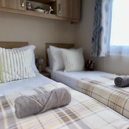 Holiday home Season *